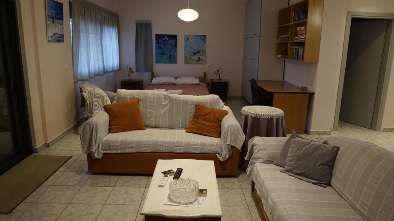 Romanos Patras Studio エクステリア 写真